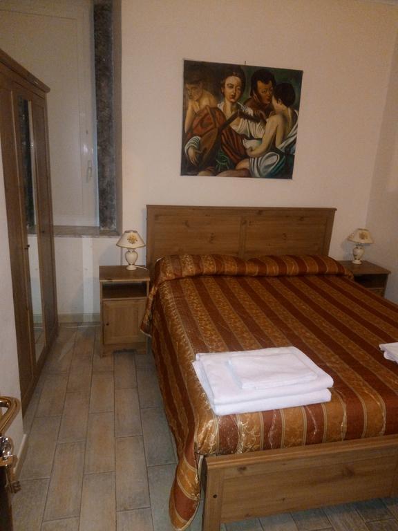 Il Cinquecento Hotel เนเปิลส์ ภายนอก รูปภาพ